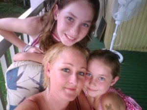 Charlene O'Sullivan with her two girls